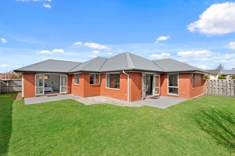 Photo of property in 4 Catkins Lane, Mairehau, Christchurch, 8052