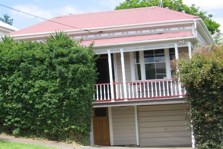 Photo of property in 18 Buchanan Street, Kingsland, Auckland, 1021