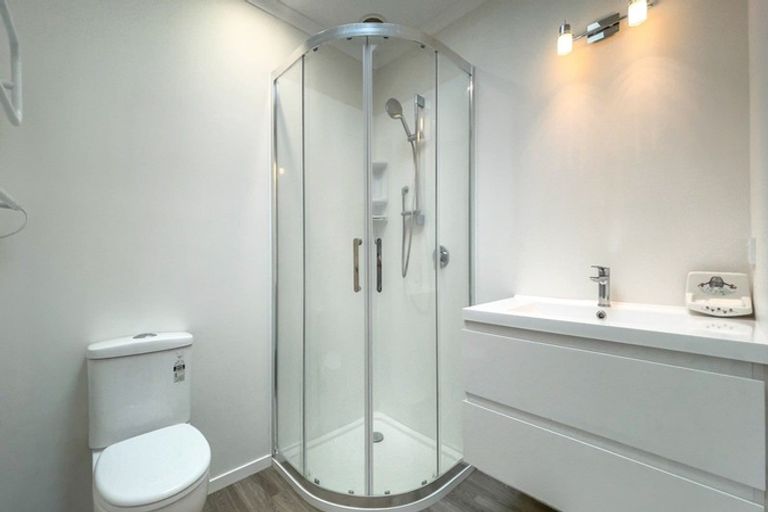 Photo of property in 15 Orchard East Road, Ngatea, 3503