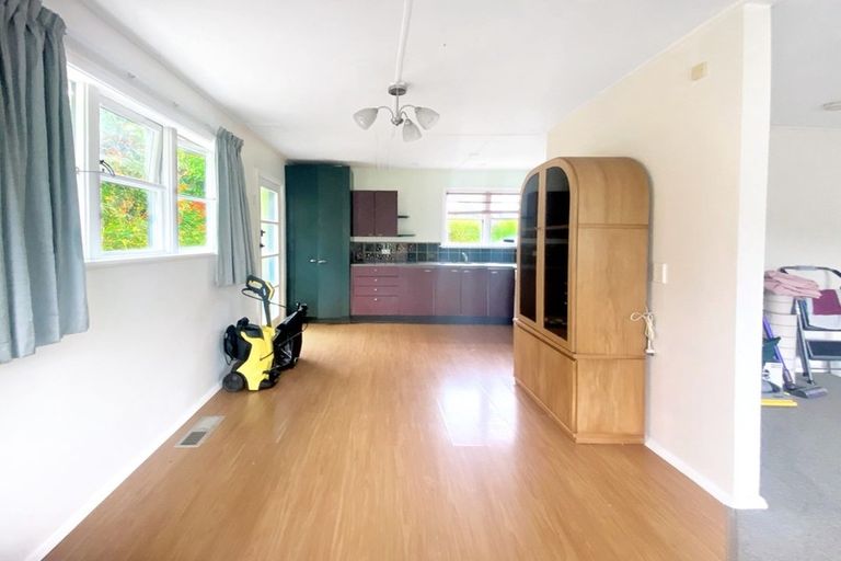 Photo of property in 3 Montgomery Avenue, Karori, Wellington, 6012