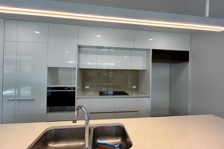 Photo of property in 8 Nevill Road, Hobsonville, Auckland, 0616