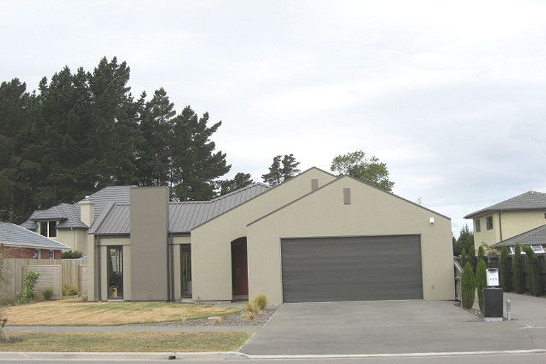 Photo of property in 520 Bower Avenue, Parklands, Christchurch, 8083