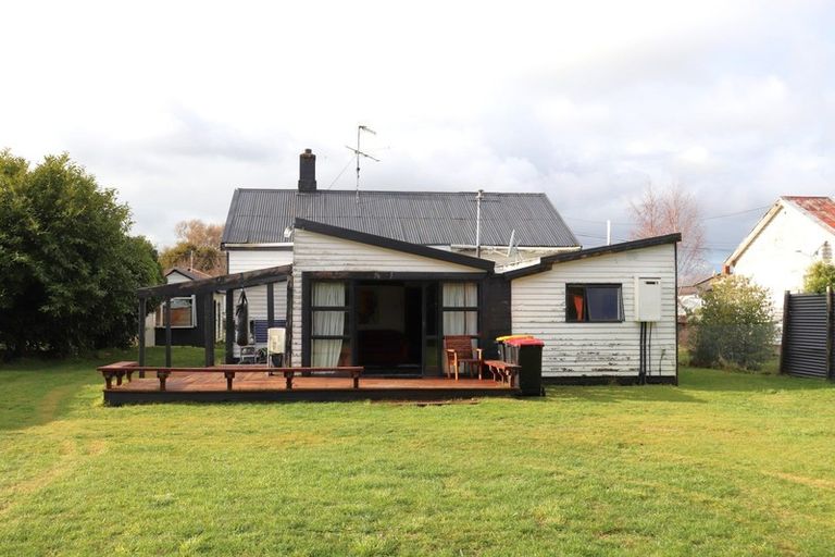 Photo of property in 39 Eton Street, Otautau, 9610