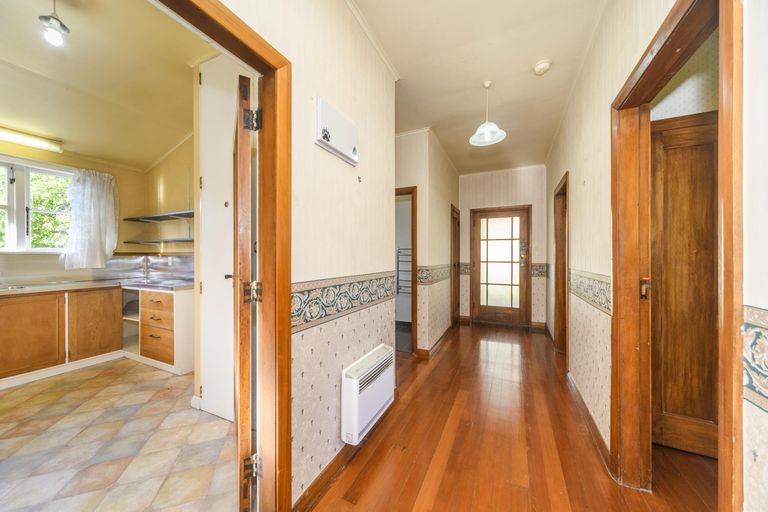 Photo of property in 6 Nathan Place, West End, Palmerston North, 4412