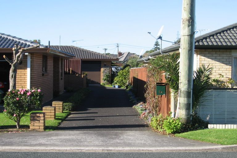 Photo of property in 11a Edward Avenue, Orewa, 0931