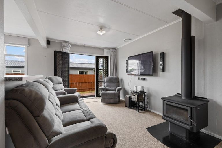 Photo of property in 8 Le Quesne Place, Fairfield, Hamilton, 3214