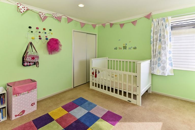 Photo of property in 49 Bruce Pulman Drive, Takanini, 2112