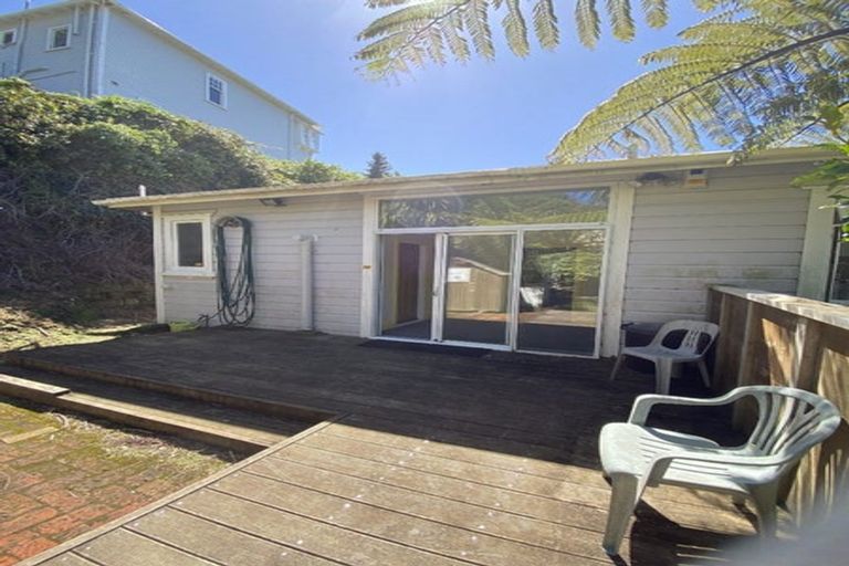 Photo of property in 69 Norway Street, Kelburn, Wellington, 6012