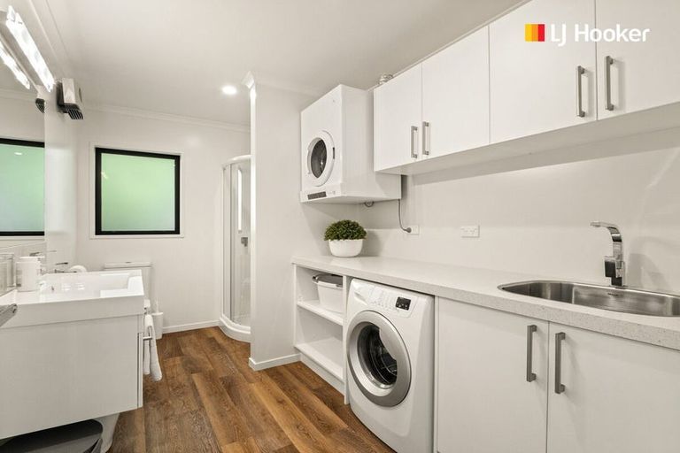 Photo of property in 299 Gladstone Road North, Mosgiel, 9092