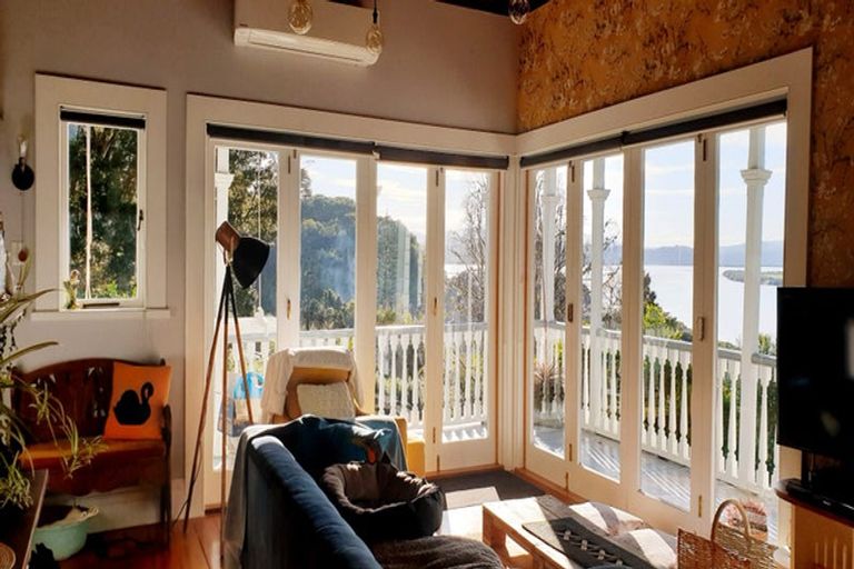 Photo of property in 14 Maning Street, Kohukohu, 0491