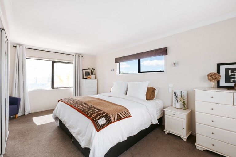 Photo of property in 35 Rota Close, Papamoa Beach, Papamoa, 3118