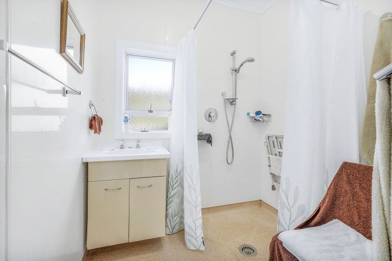 Photo of property in 218 Cowell Street, Kawhia, 3889