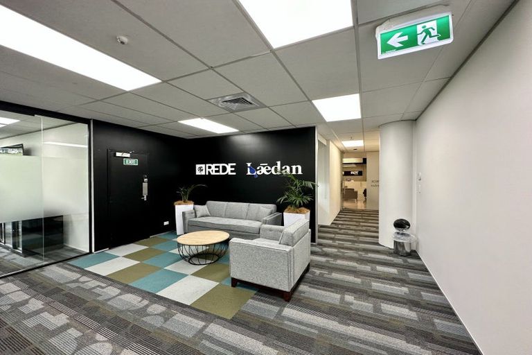 Photo of property in 2 Augustus Terrace, Parnell, Auckland, 1052