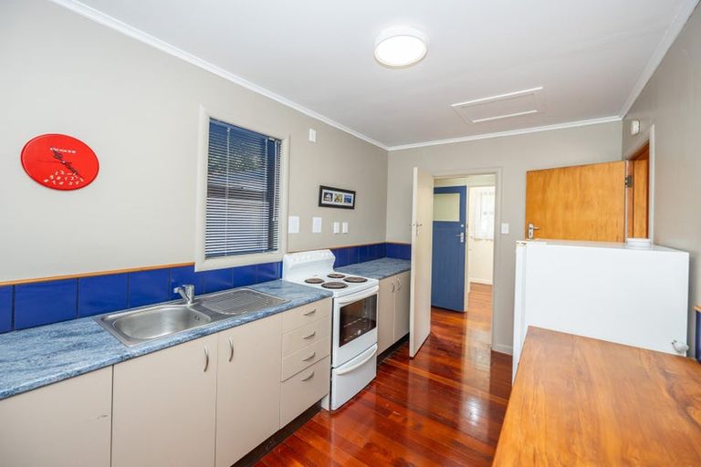 Photo of property in 39 Rose Street, Raglan, 3225
