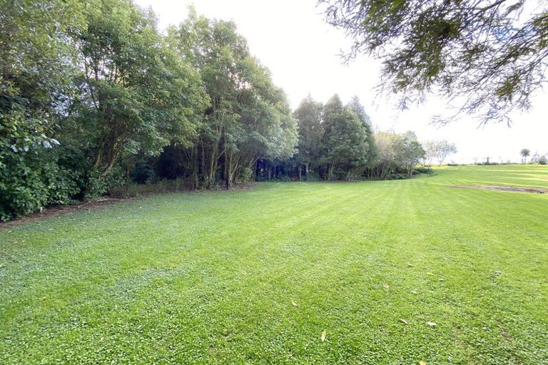 Photo of property in 28 Tangimoana Road, Muhunoa East, Levin, 5570