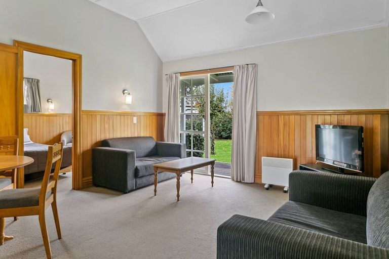 Photo of property in 24/30 Sorrento Drive, Rangatira Park, Taupo, 3330