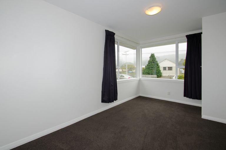 Photo of property in 111 Ashmore Street, Halfway Bush, Dunedin, 9010