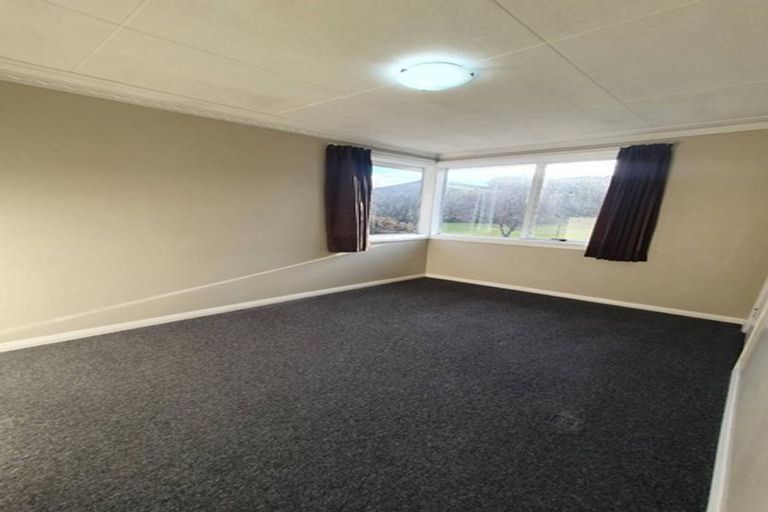 Photo of property in 467 Kaikorai Valley Road, Bradford, Dunedin, 9011