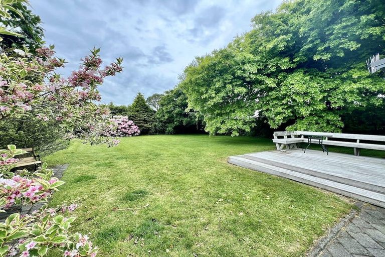 Photo of property in 6 Bernard Street, Two Mile Bay, Taupo, 3330