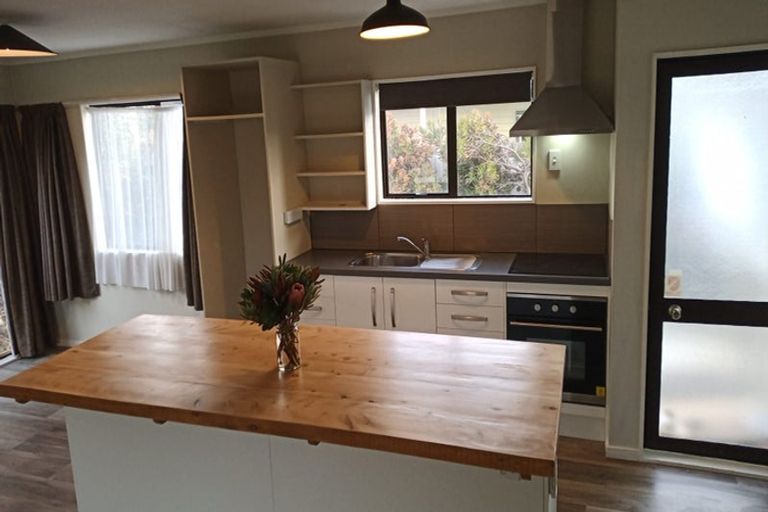 Photo of property in 25 Kahukura Avenue, Waitarere Beach, Levin, 5510