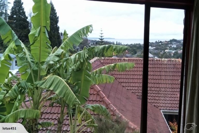 Photo of property in 13 Malters Place, Browns Bay, Auckland, 0630