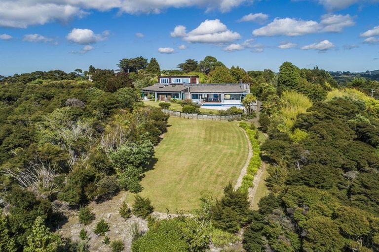 Photo of property in 300 Okura River Road, Long Bay, Albany, 0792