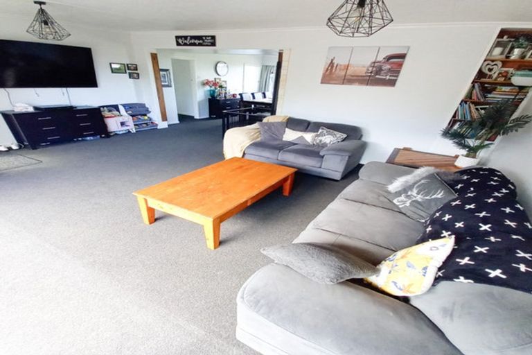 Photo of property in 61 Half Mile Road, Tuatapere, 9620