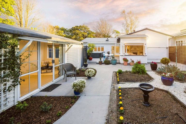 Photo of property in 74 Princes Street, Cambridge, 3434