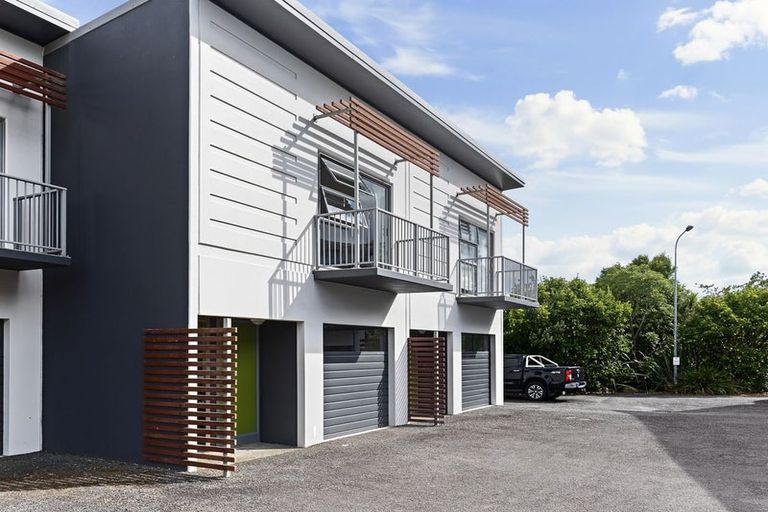 Photo of property in 6/38 Maratahu Street, Westown, New Plymouth, 4310