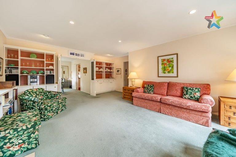 Photo of property in 2/945 High Street, Avalon, Lower Hutt, 5011