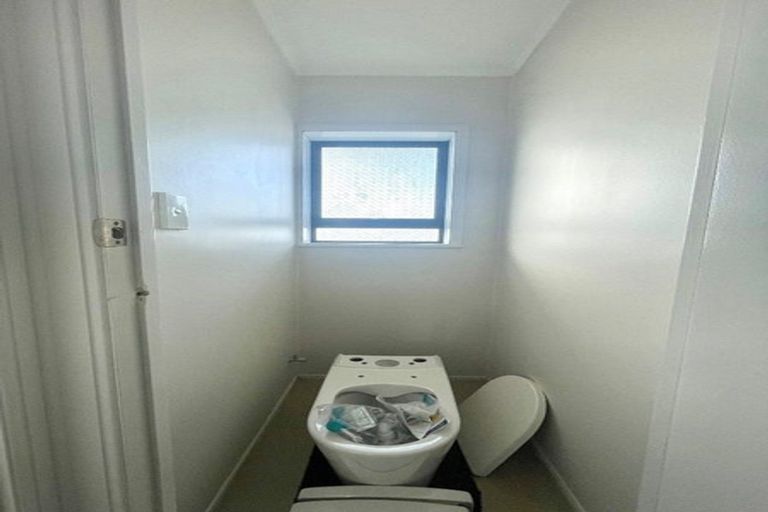 Photo of property in 2/9 Norman Spencer Drive, Papatoetoe, Auckland, 2104