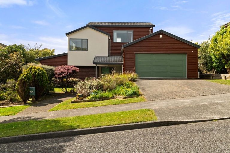 Photo of property in 60 Abilene Crescent, Churton Park, Wellington, 6037