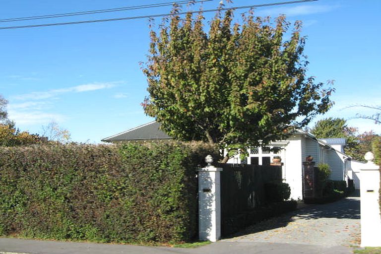 Photo of property in 32a Taylors Avenue, Bryndwr, Christchurch, 8052