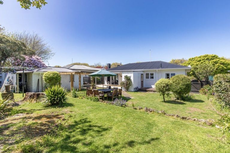 Photo of property in 38 Queen Street, Dannevirke, 4930