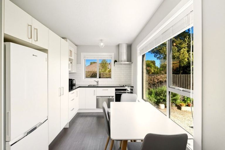 Photo of property in 6 Kennedys Bush Road, Halswell, Christchurch, 8025