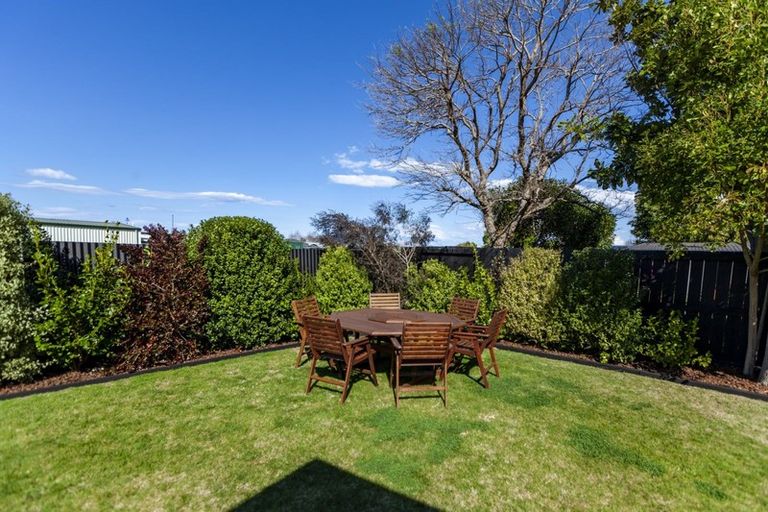 Photo of property in 30 Whiting Crescent, Greenmeadows, Napier, 4112