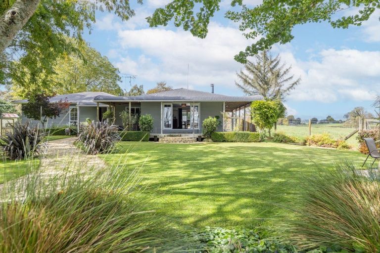 Photo of property in 11 Tamatea Road, Tokoroa, 3491