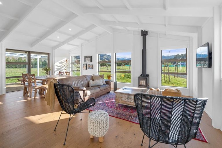 Photo of property in 440 Haringa Road, Carrington, Carterton, 5791