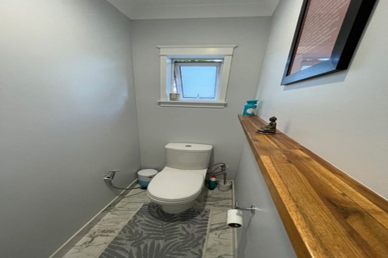 Photo of property in 20 Glendene Avenue, Glendene, Auckland, 0602