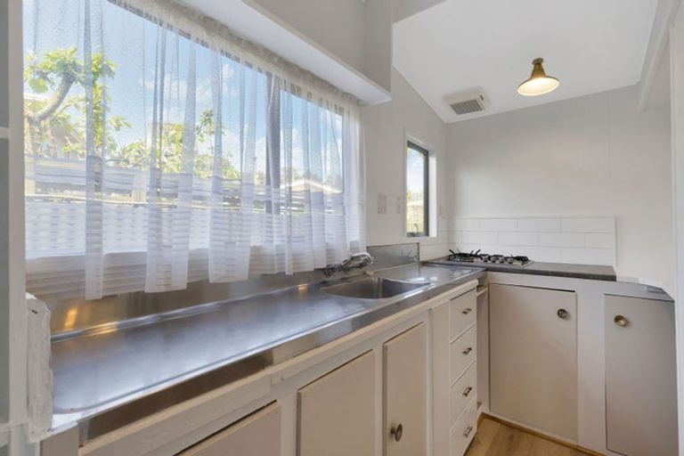 Photo of property in 20 Holton Road, Amberley, 7481