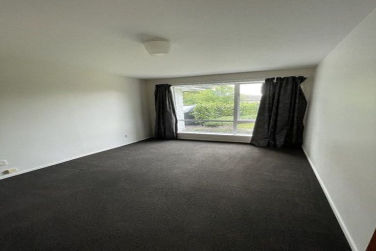 Photo of property in 2/7b Camrose Place, Ilam, Christchurch, 8041
