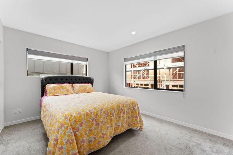 Photo of property in 222c Pakuranga Road, Pakuranga Heights, Auckland, 2010