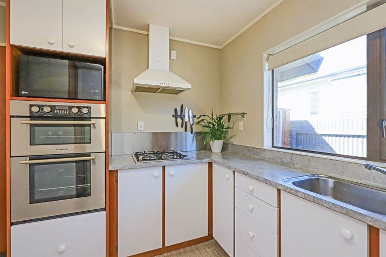 Photo of property in 2/8 Duart Road, Havelock North, 4130