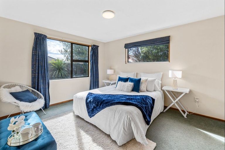 Photo of property in 18 Briarmont Street, Avondale, Christchurch, 8061