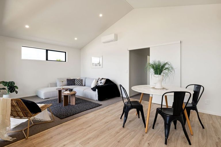 Photo of property in 4/3 Huia Avenue, Forest Lake, Hamilton, 3200