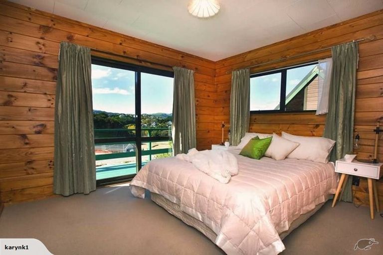 Photo of property in 5 Shackle Lane, Whitby, Porirua, 5024