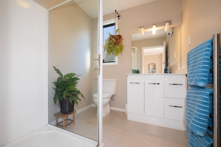 Photo of property in 157 Kent Street, Kingston, Athol, 9793