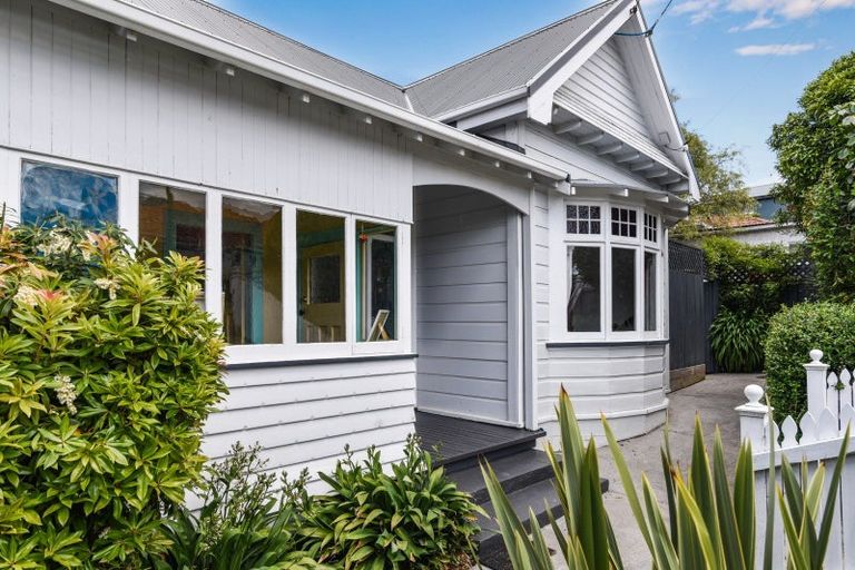 Photo of property in 5 Napier Street, Belleknowes, Dunedin, 9011