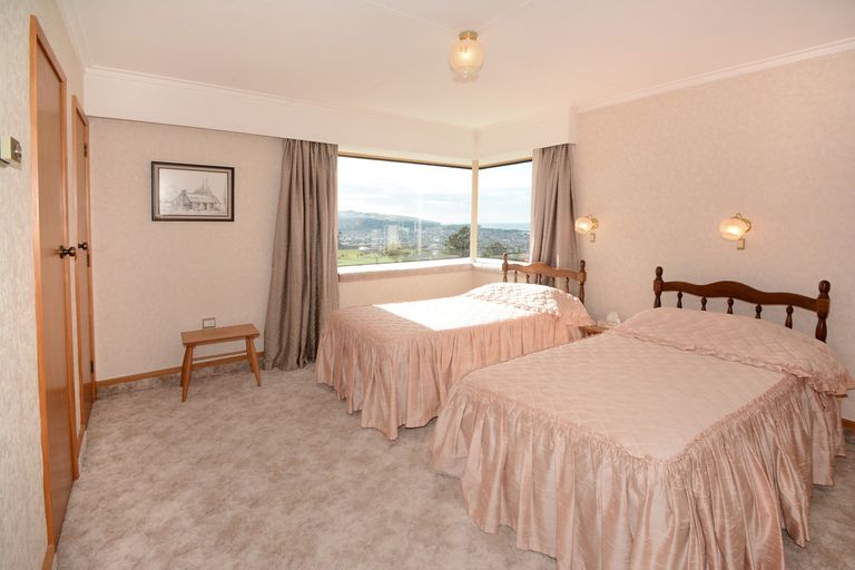 Photo of property in 32 Bangor Terrace, Kew, Dunedin, 9012