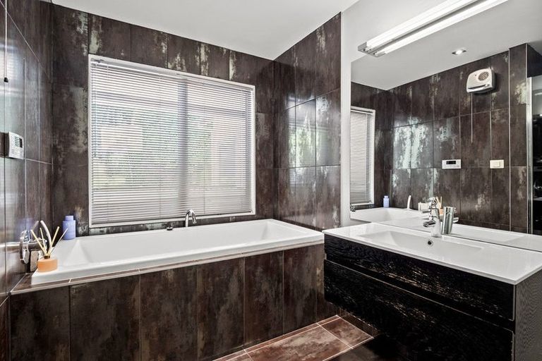 Photo of property in Butel Park, 6 Mace Lane, Arrowtown, 9302